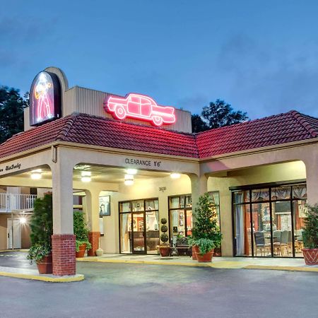 Days Inn By Wyndham Memphis At Graceland Eksteriør billede