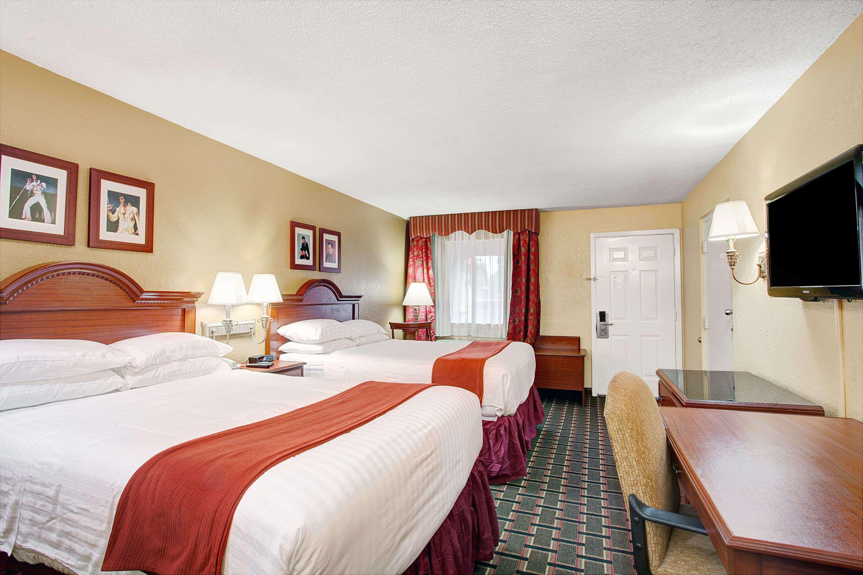 Days Inn By Wyndham Memphis At Graceland Eksteriør billede