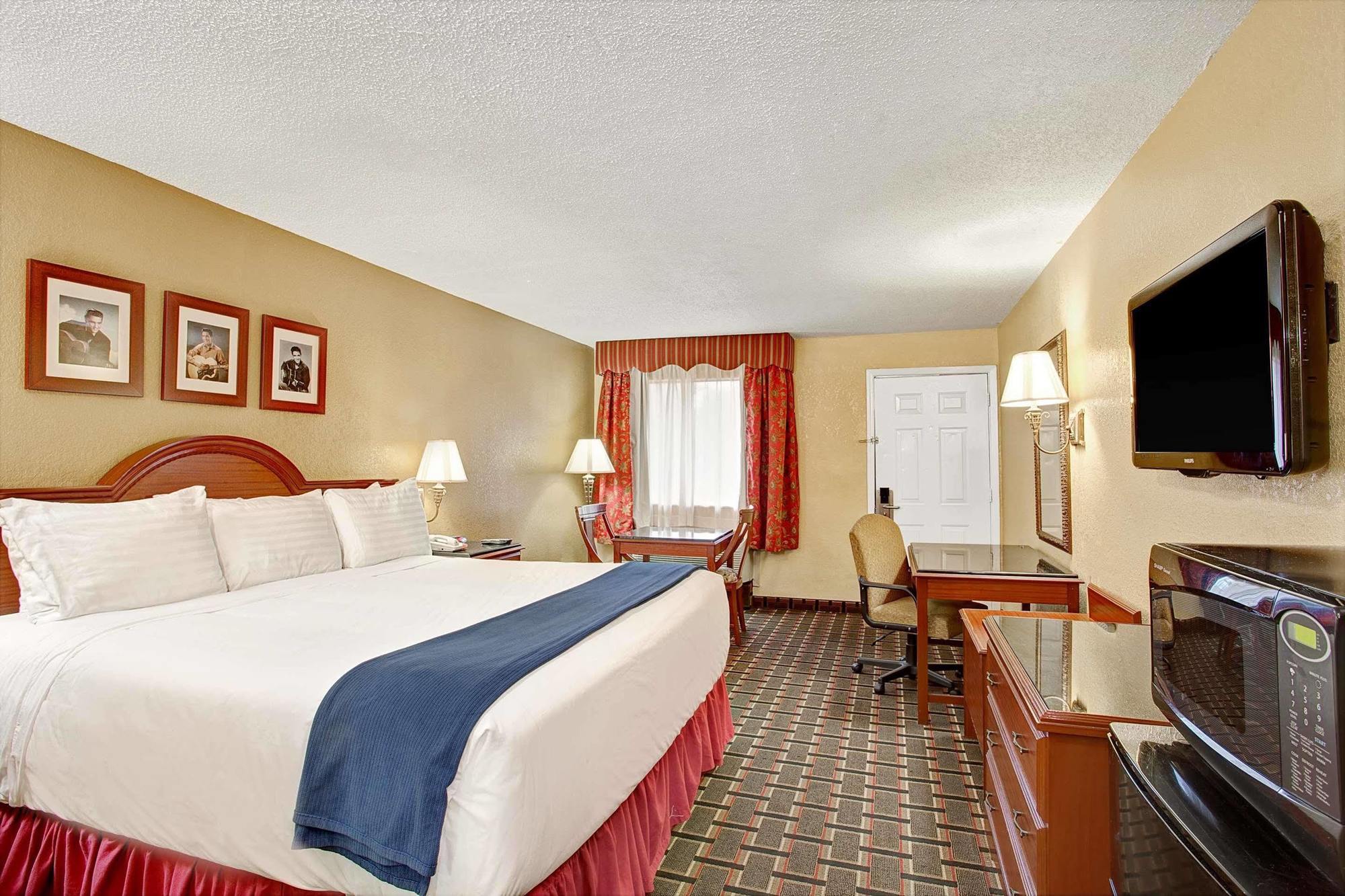Days Inn By Wyndham Memphis At Graceland Eksteriør billede