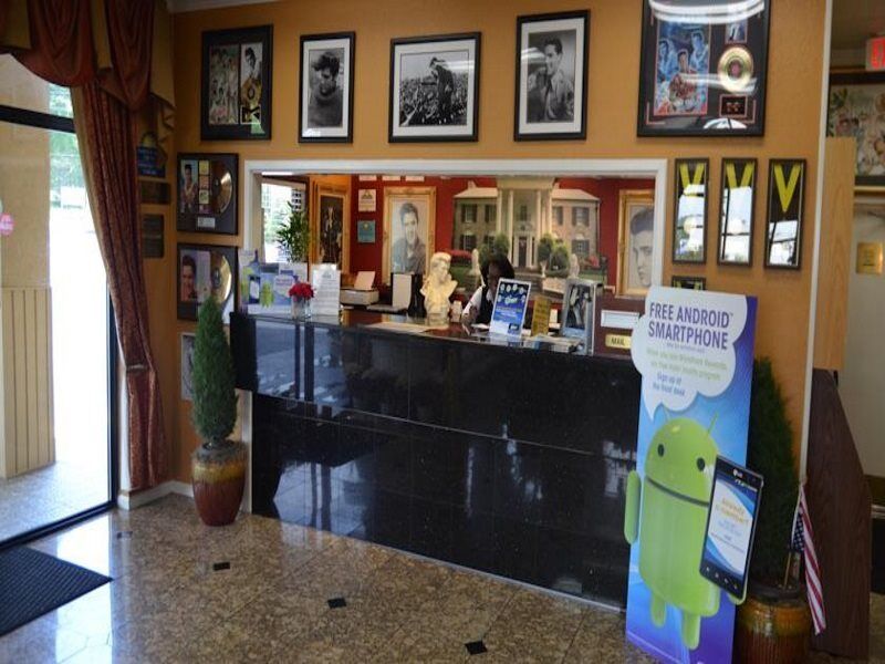 Days Inn By Wyndham Memphis At Graceland Eksteriør billede